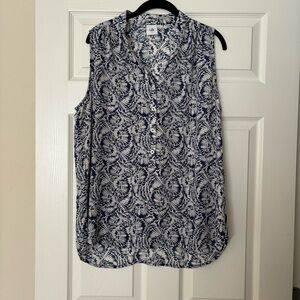 CAbi Floral High/Low Hemline Sleeveless Top, Blue/White Size L